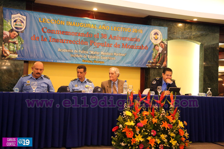 Academia Policial Walter Mendoza inaugura curso lectivo 2016